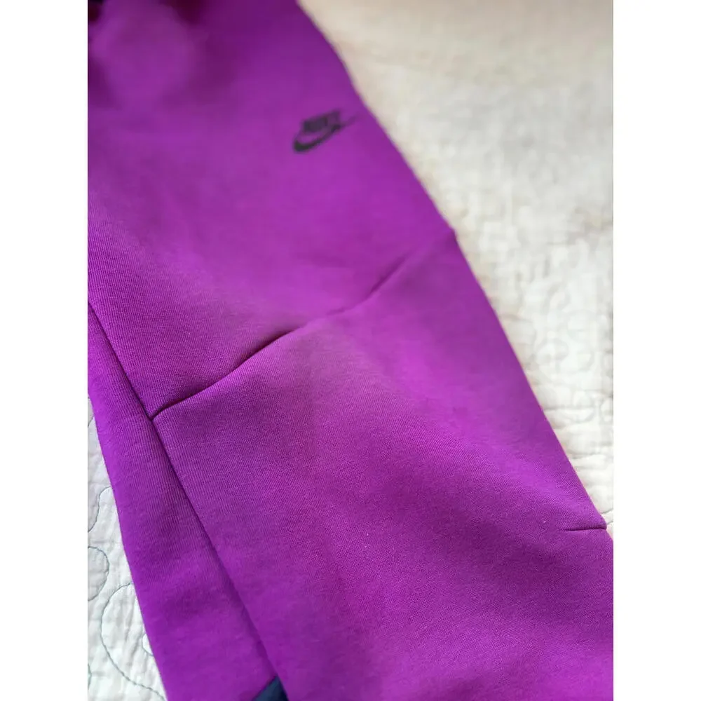 Nike Tech Youth Jogger Sweatpants Size‎ Large - Purple and Navy #454